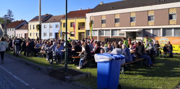 Maibaumfest 13